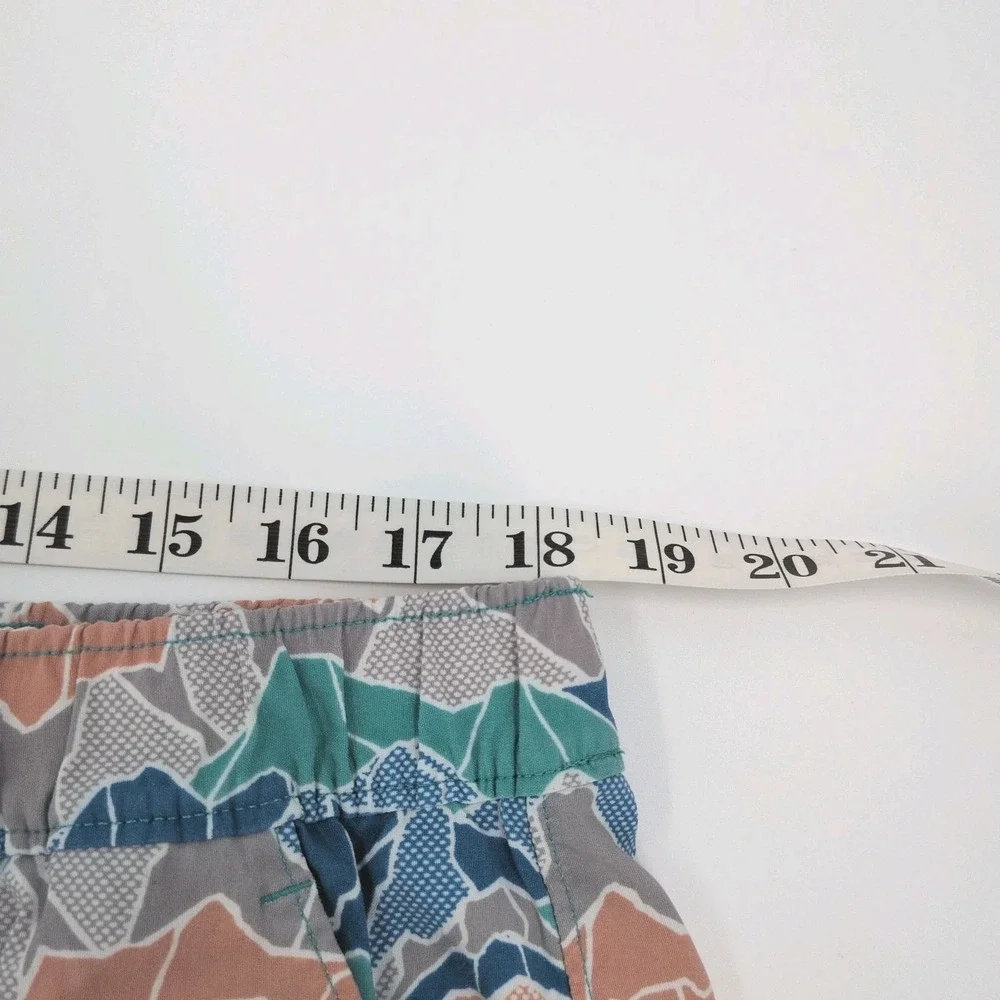 The North Face Mens Mountain Board Camouflage Shorts Swim Trunks Size XL UPF 50